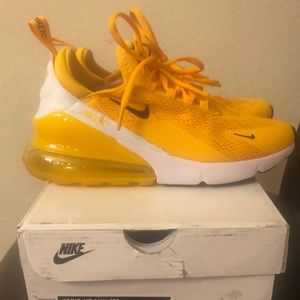 Women’s Nike Air 270 (Size 7.5)